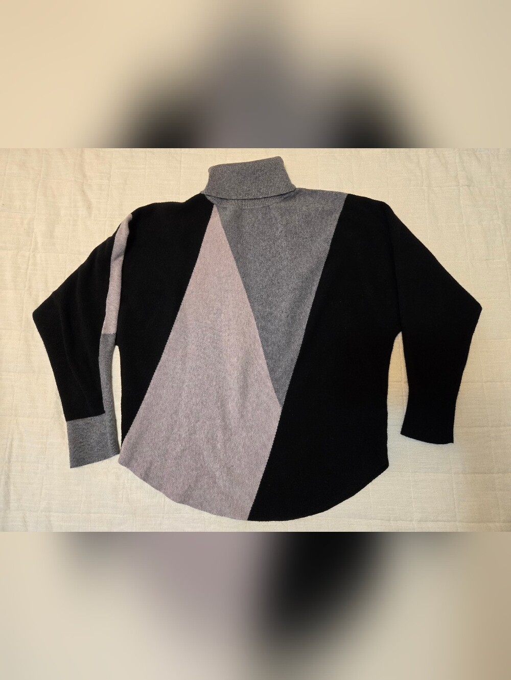 Aaeda Colorblock Turtleneck Sweater Oversized Geometric Medium
